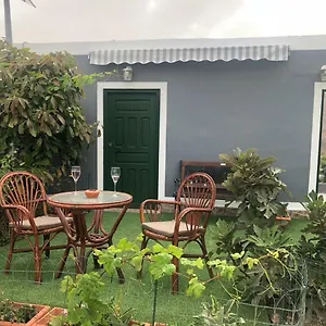 https://la-casita-de-campo.tenerifehoteles.net